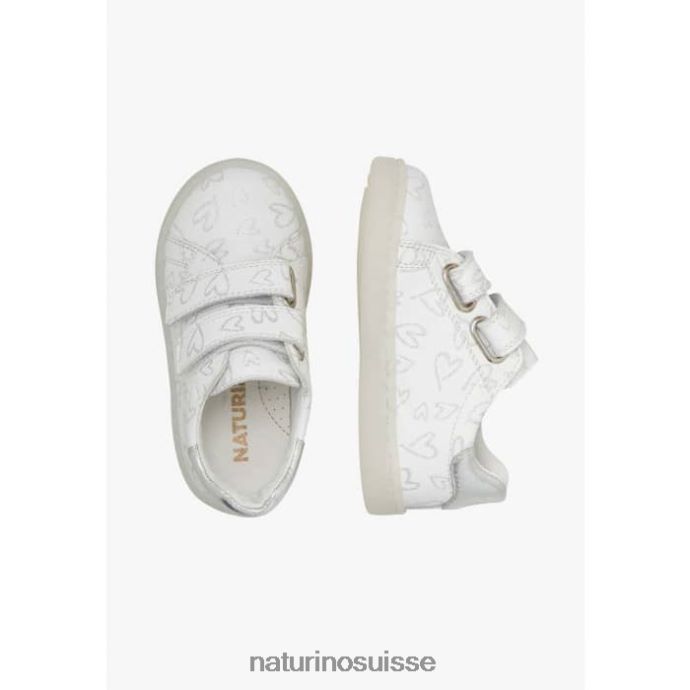 enfants owie vl T88FLL386 Naturino baskets en cuir avec imprimé coeurs blanc